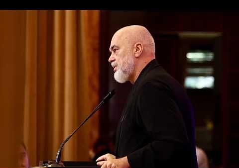 Rama: Ndërhyrjet e deputetëve për punësime të bëhen vepër penale