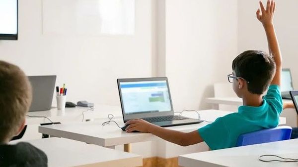 Inteligjenca artificiale monitoron njëzet shkolla për sigurinë