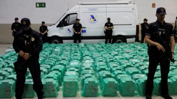 Spanja sekuestron mbi 1,2 ton kokainë të fshehur në arra kokosi