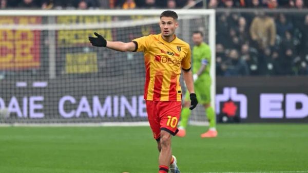 Medon Berisha rikthehet pas nëntë muajsh, debuton me Lecce në Serie A