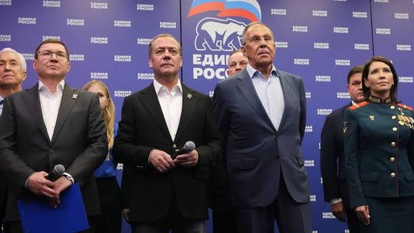 Partia e Putinit fiton zgjedhjet parlamentare në Rusi
