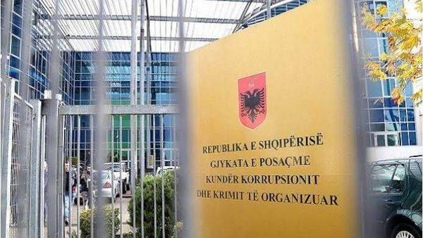 GJKKO gjobit avokatët për shkak të bojkotit në seanca