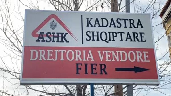 Ish-drejtori i Kadastrës Fier mbetet në burg, biznesmeni në arrest shtëpie