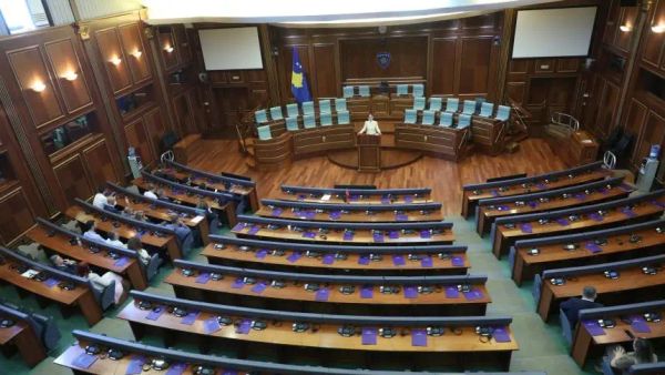 Dehari: Ende pa qartësi për numrin e deputetëve, seanca më 9 shtator