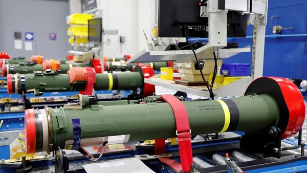 Pentagoni firmos kontrata për rritjen e prodhimit të raketave