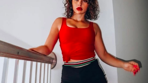 Linda Halimi shfaqet me bikini në dy foto, fansat komentojnë
