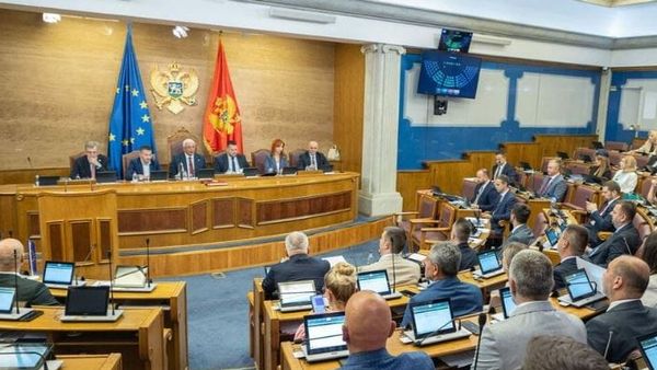 Mali i Zi heq imunitetin për zyrtarët e lartë në raste korrupsioni