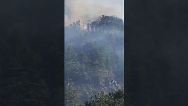 Pritet evakuimi i banorëve në Ulëz pas përhapjes së rrezikut