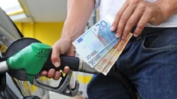 Shoqata e Naftëtarëve mirëpresin heqjen e kontrollit të çmimeve të naftës