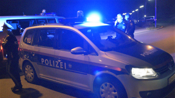 Dyshuari i vrasjes në Graz arrestuar i mbuluar me gjak, ka zgjedhur të heshtë
