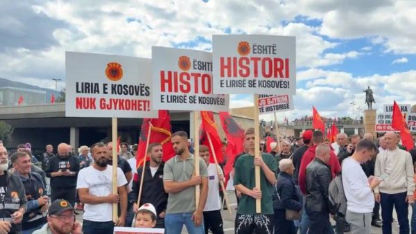 Nisin grumbullimet në Shkup kundër vendimit dënues për krerët e UÇK-së