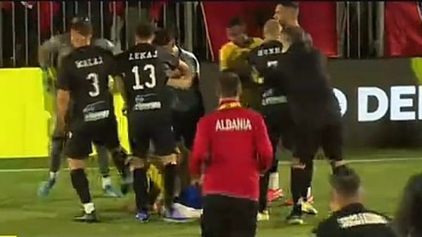 Brazili mposht Shqipërinë në Botërorin e Socca-s dhe ndeshja mbyllet me tension