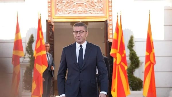 Mickoski: Synojmë anëtarësimin në BE pa kompromise për identitet, gjuhë dhe kulturë