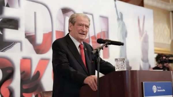 Berisha në SHBA: Ata që firmosën ndalimin ishin non-grata, falenderon Trump dhe Rubio