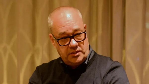 Cadman: Deklaratat e Vuçiqit për aktgjykimin në Hagë kërkojnë hetim