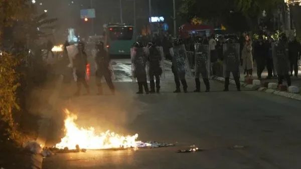 OVL-UÇK dënon dhunën e Policisë dhe kërkon lirim për veteranët
