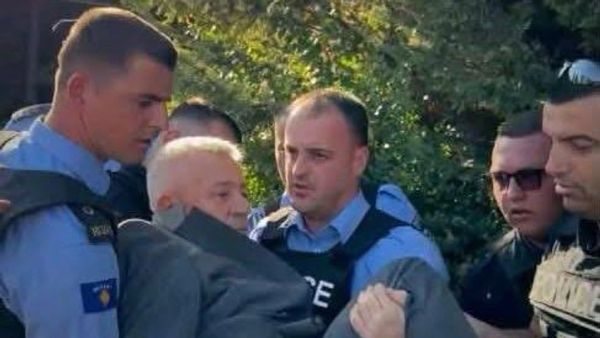 Lirohen nga paraburgimi Fadil Zogaj dhe Ekrem Selimi