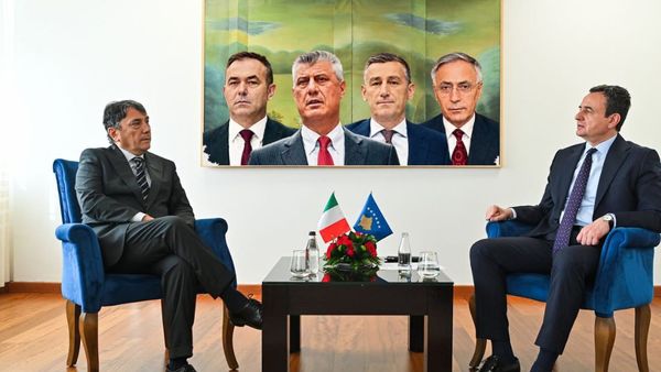 Kurti dhe ambasadori italian diskutojnë për integrimin dhe aktgjykimin në Hagë