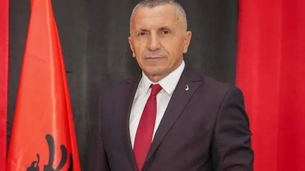 Kamberi kritikon Serbinë për fondet dhe transparencën