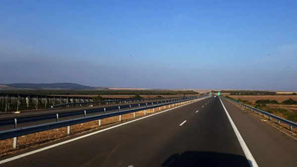 Komunikacioni pa pengesa në rrugët shtetërore
