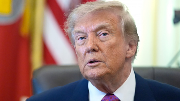 Republikanët sfidojnë Trumpin për marrëveshjen e naftës ruse
