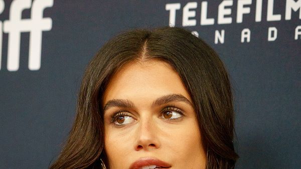 Kaia Gerber shihet në publik pas vdekjes së vëllait