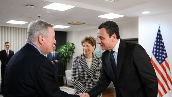 Kurti kërkon bazë të përhershme në Bondsteel nga senatorët amerikanë
