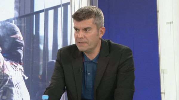 Hasimja: Protesta nuk ka lidhje me opozitën, janë në pozicion jashtë loje
