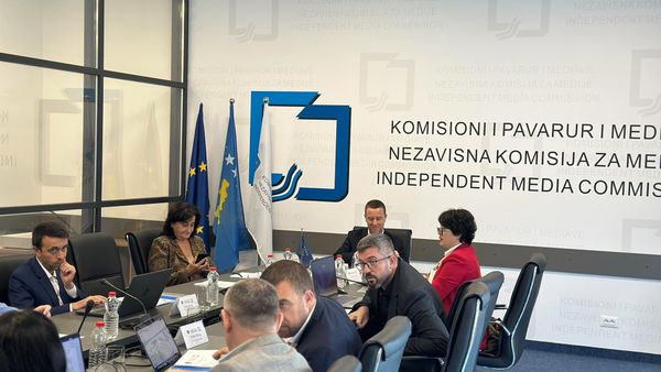 KPM-ja miraton transmetimin eksperimental për Radio Policia