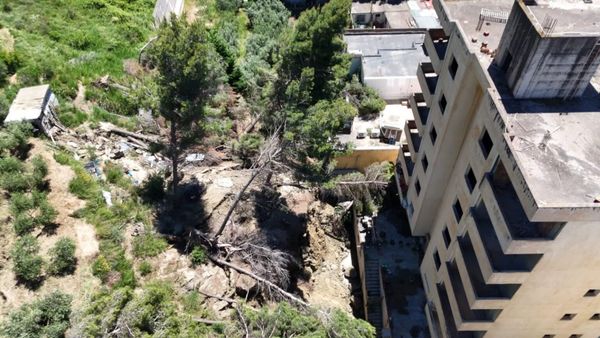 Rreziku nga rrëshqitja e kodrës së Currilave në Durrës