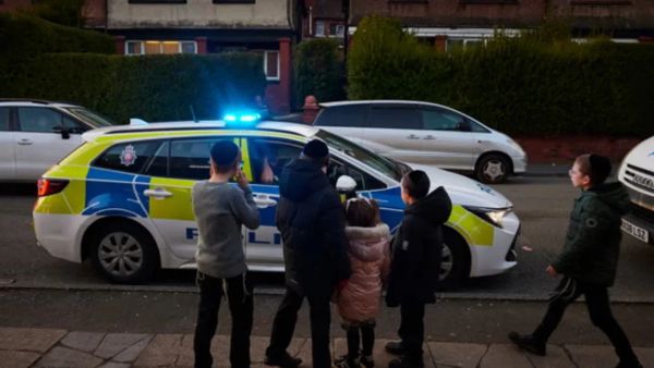 Akuza ndaj dy iranianëve në Britani për komplot terrorist