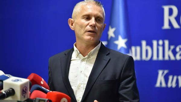 Ramadani kërkon fokus te kushtet e policëve dhe automjetet funksionale
