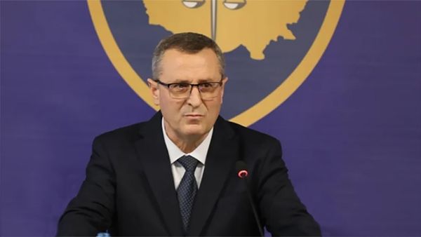 Shkarkimi i Blerim Isufajt mund të përfundojë në gjykatë