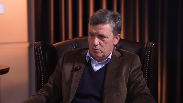 Shqiptar Demaçi shpreh gatishmërinë për t’u bërë pjesë e politikës