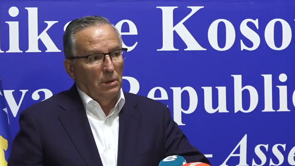 Hamza ia kthen Kurtit me kundërofertë: Sjelli 29 deputetë në sallë, qysh t'dojnë le të…
