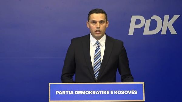 Opozita Triumfoi
