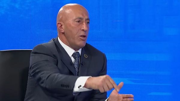 Haradinaj: Jashari ishte komandant, Thaçi drejtor politik; kritikon procesin në Hagë
