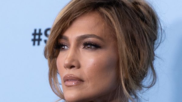 Jennifer Lopez shfaqet në formë të shkëlqyer fizike pas stërvitjes