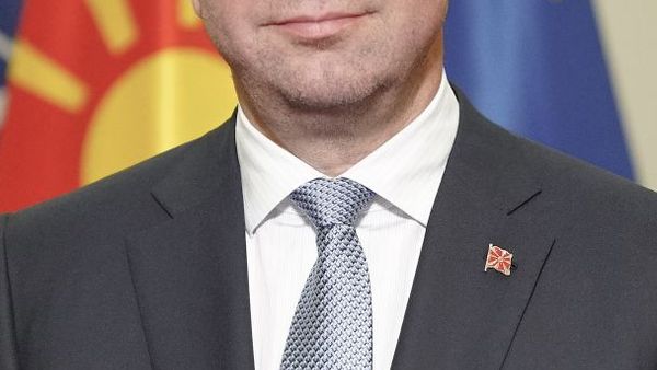 VMRO-DPMNE dhe Mickoski udhëheqin në anketën e re ndaj LSDM-së dhe Filipçes
