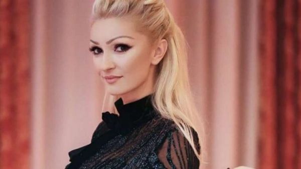 Diellza Kolgeci flet për diferencën e moshës me partnerin