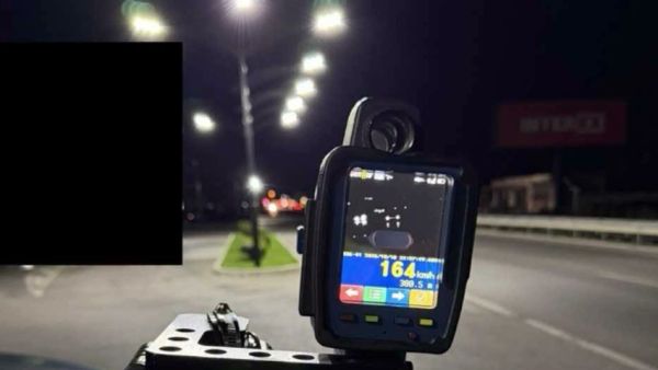 Vozitësit iu sekuestrua vetura pasi u kap duke shpejtuar dy ditë radhazi