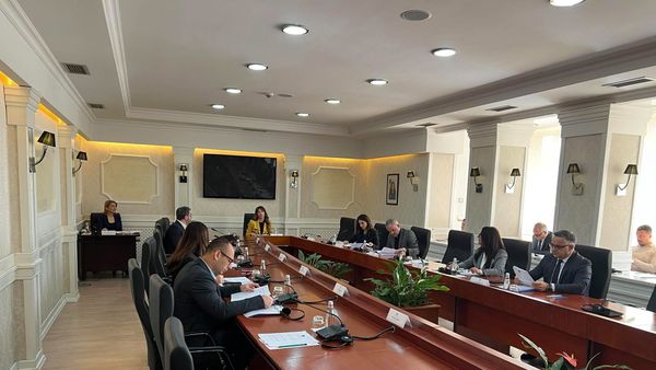Kryesia e Kuvendit mblidhet për herë të parë pas zgjedhjes së presidentes