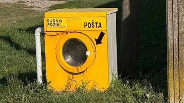 Shndërrimi kreativ i një lavatriçeje të vjetër në rajon