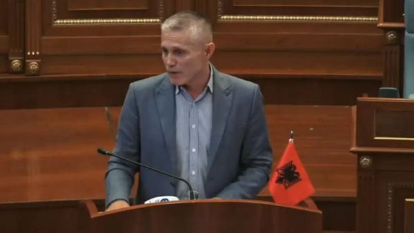 Kërkohet hetim për përdorimin e gazit lotsjellës me afat të skaduar ndaj protestuesve