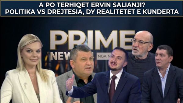 Protestuesit te hyrja e Kryeministrise pas njoftimit për Ramën