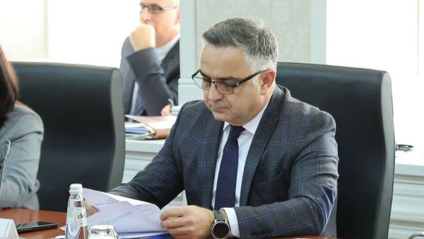 Kritika të reja për qeverisjen lidhur me agjendën e ligjeve