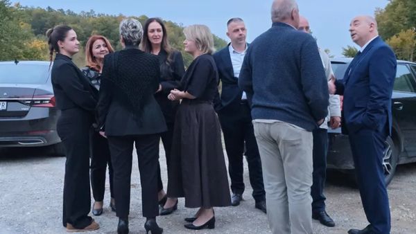 Autoritetet serbe ndalojnë hyrjen e delegacionit kosovar në kufi
