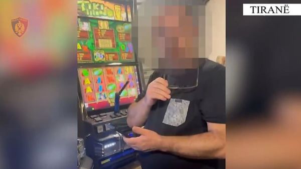 Arrestohen dy persona në Tiranë për modifikimin e makinetave