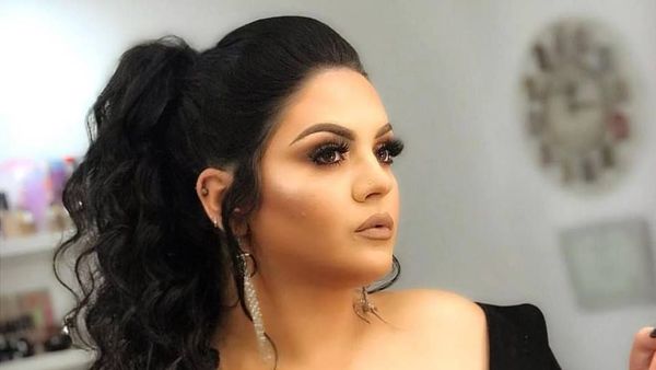 Fifi mohon aludimet për videot intime