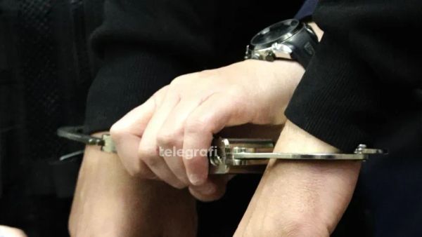 Arrestohet në Deçan personi i kërkuar me katër vjet burgim